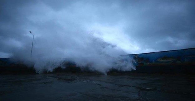 Meteoroloji'den Önemli Uyarı: Kuvvetli Şekilde Geliyor