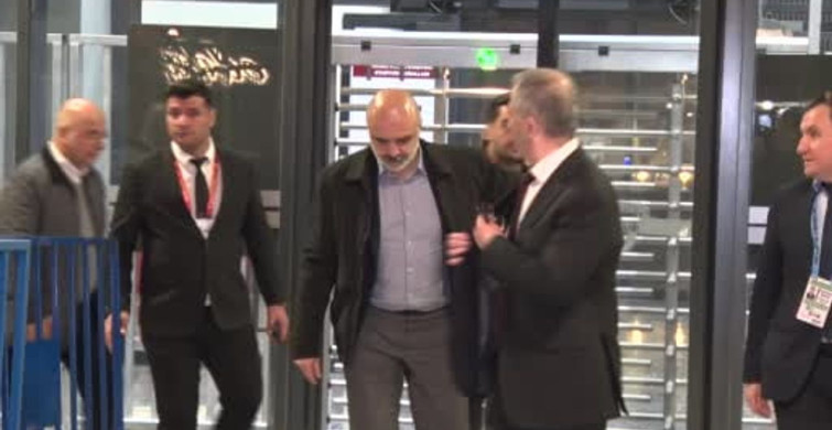 Metin Öztürk'ten Bayrak Çağrısı