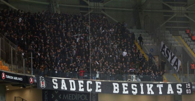 Metin Tekin: 'Başın Öne Eğilmesin' Beşiktaş Tribününden Çıkmış bir Sahiplenmedir