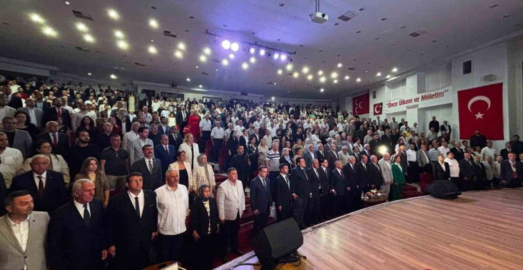 MHP İzmir il kongresi terörsüz Türkiye hedefiyle başladı