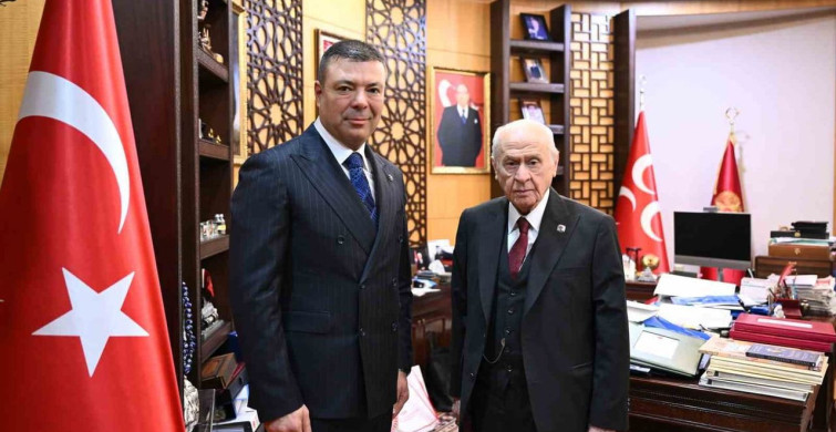MHP'de Özgür Bayraktar Genel Başkan Yardımcısı Oldu