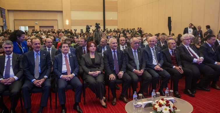 MHP'den Türk Sağlık Sistemine Yenilikler Çalıştayı