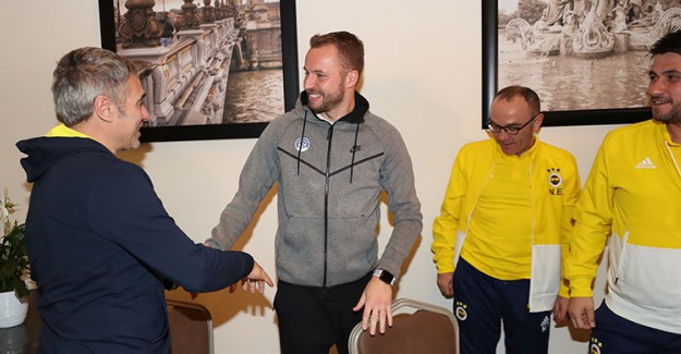 Michal Kadlec'ten Eski Takımı Fenerbahçe'ye Ziyaret!