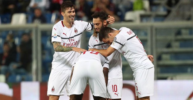 Milan, Sassuolo Deplasmanında Şov Yaptı!