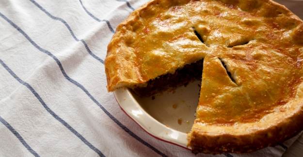 Milföy Hamurundan Kıymalı Tart