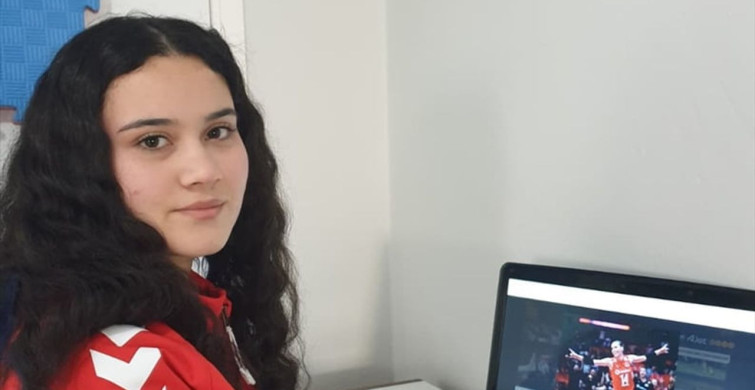 Milli Dartçı Zehra Gemi, Anadolu Ajansı'nın Yılın Kareleri Oylamasında