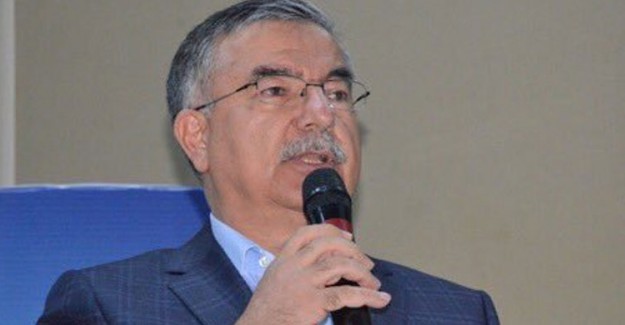 Milli Eğitim Bakanı İsmet Yılmaz'dan Devamsızlıktan Kalan Öğrencilere Müjde