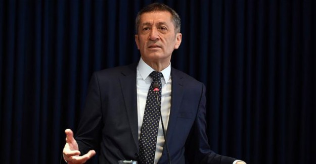 Milli Eğitim Bakanı Selçuk'tan İtiraf Gibi Açıklama: Nesilleri Kaybediyoruz!