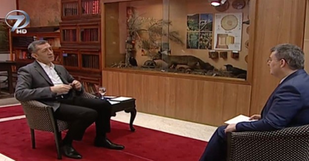 Milli Eğitim Bakanı Ziya Selçuk: Eğitimi Sadece Okulla İlişkilendirmemek Lazım