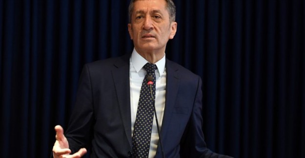 Milli Eğitim Bakanı Ziya Selçuk Elazığdaki Deprem Hakkında Konuştu