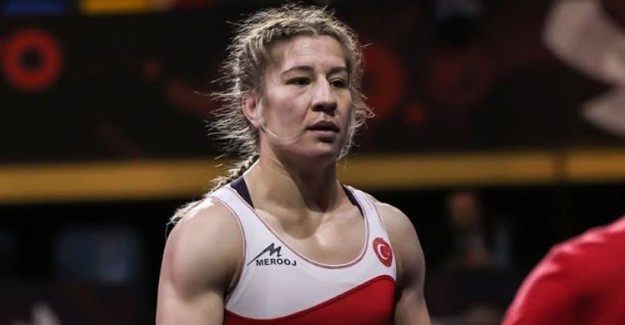 Milli Güreşçi Yasemin Adar’a Büyük Onur!