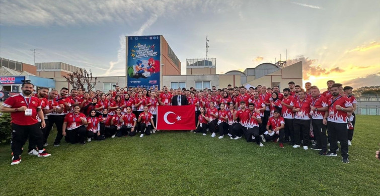 Milli Kick Boksçular Avrupa Şampiyonası'nda Tarih Yazdı