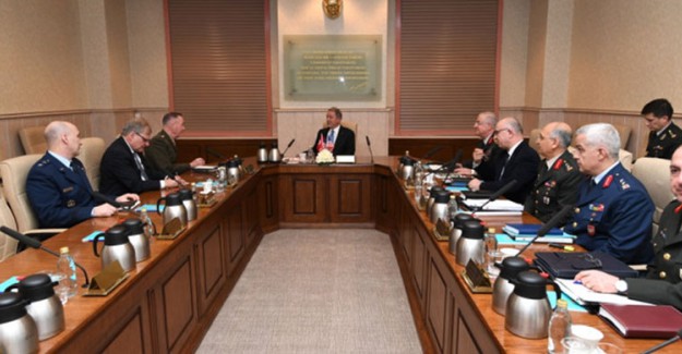 Milli Savunma Bakanı Akar ABD Heyetini Kabul Etti