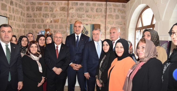 Milli Savunma Bakanı Güler Bayburt'ta Terörle Mücadele ve Spor Açıklamaları Yaptı