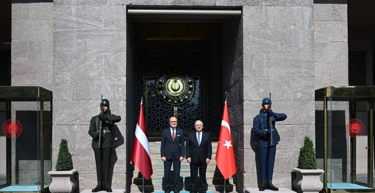 Milli Savunma Bakanı Güler, Letonya Savunma Bakanı Spruds ile Görüştü