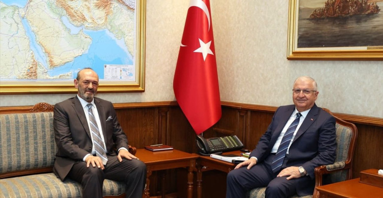 Milli Savunma Bakanı Güler, Lübnan Büyükelçisi Moallem'i Ağırladı
