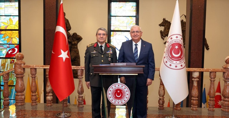 Milli Savunma Bakanı Güler, Orgeneral Bayraktaroğlu'nu Kabul Etti