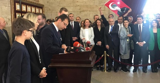 Milli Savunma Bakanlığı Ekrem İmamoğlu'nun İmzaladığı Defteri Kaldırdı