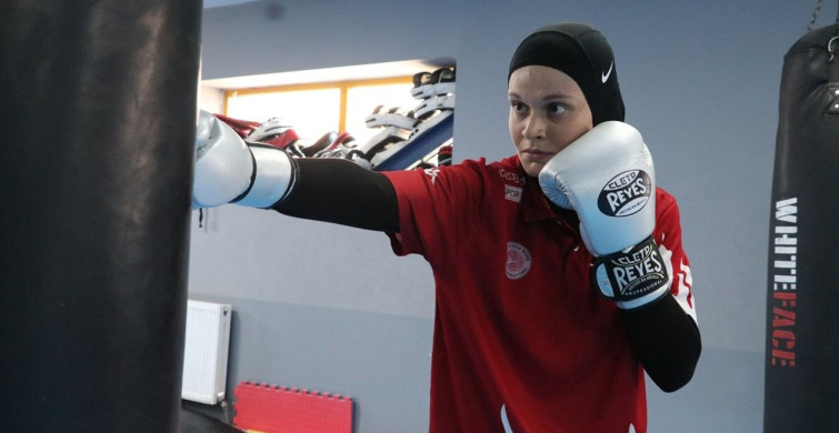 Milli Sporcu Ayşe Kaplan, Dünya Kick Boks Şampiyonası'na Hazırlanıyor