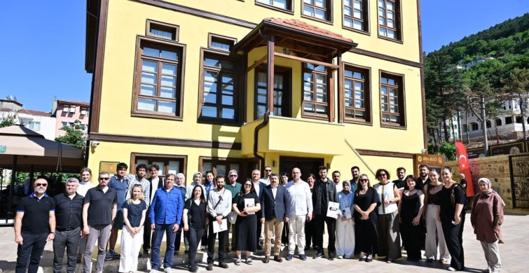 Mimar adayları Yıldırım külliyesi için yarıştı
