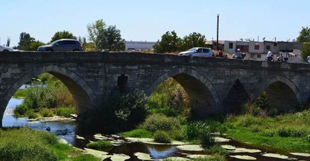 Mimar Sinan'ın Eseri Taş Köprü Trafiğe Kapatılıyor