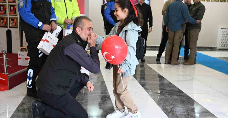 Minik Öğrencilerden Emniyet Müdürlüğüne Anlamlı Ziyaret