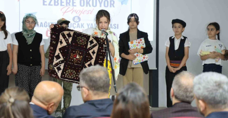 Minik Tuna'nın bayrak mücadelesinde babasından duygusal destek