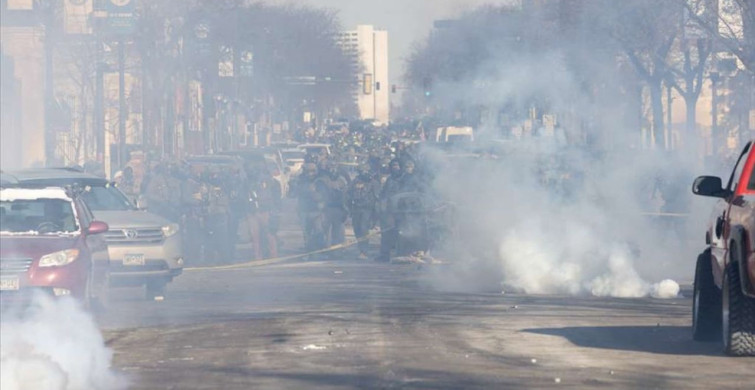 Minnesota'da ICE Polisinin Protestolar Sırasında Bir Kişiyi Vurması
