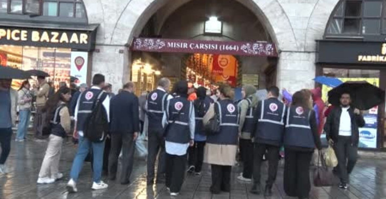 Mısır Çarşısı'nda Bayram Öncesi Denetim Uygulandı