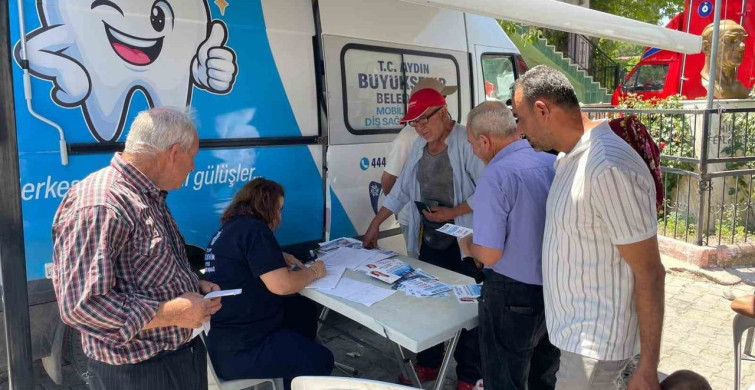 Mobil ağız ve diş sağlığı klinikleri 5 ilçede vatandaşlarla buluştu