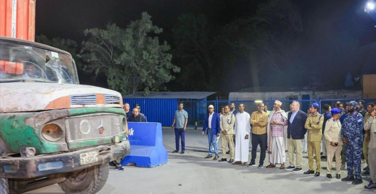 Mogadişu Limanı 24 Saat Kesintisiz Hizmet Verecek