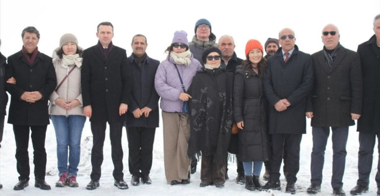 Moğolistan Büyükelçilik Heyeti Van'da Tarihi İncelemelerde Bulundu