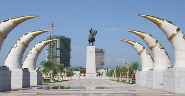 Moğolistan Gezilecek Yerler