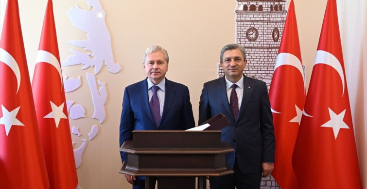 Moskova Hükümeti Bakanı Çeremin Antalya'da