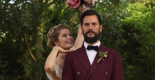 Motosiklet Kazası Geçiren Burcu Biricik ve Emre Yetkin'den İlk Açıklama Geldi