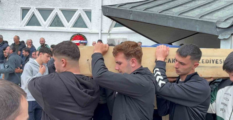 Motosiklet Kazasında Hayatını Kaybeden Öğrenci Uğurlandı