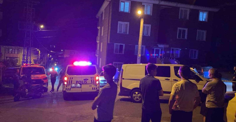Motosikletli Saldırgan Kaçtı: 5 El Ateş Açtı