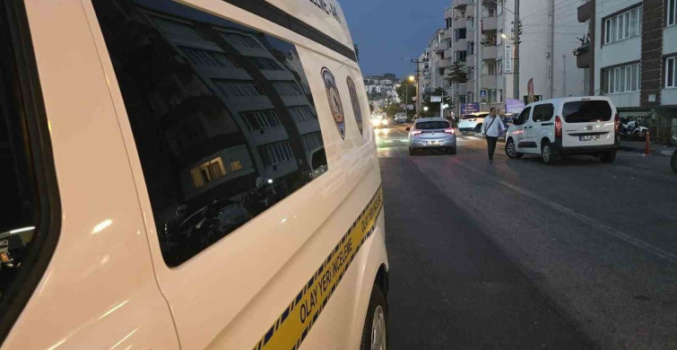 Mudanya'da 77 yaşındaki kadın evinde ölü bulundu, cinayet şüphesi araştırılıyor