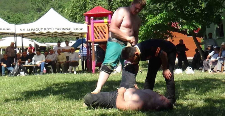 Mudurnu er meydanında fair-play örneği