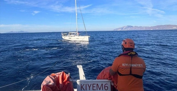 Muğla Açıklarında Makine Arızası Geçiren Teknedeki İki Kişi Kurtarıldı