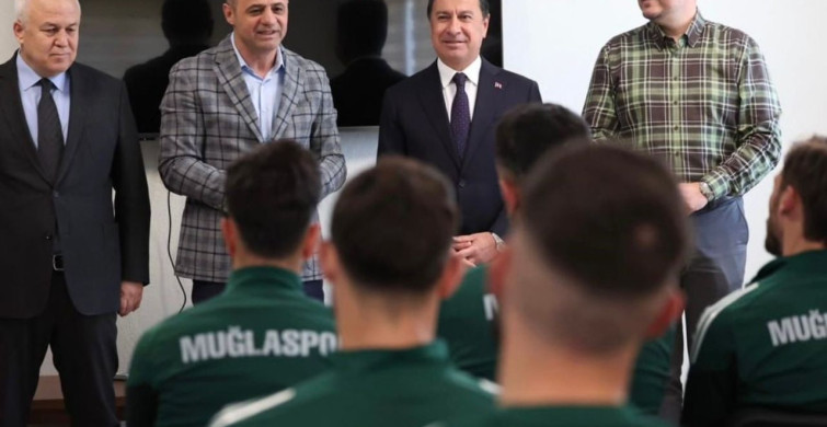 Muğla Belediye Başkanı Aras: Muğlaspor'a Bayraklarla Destek Olun