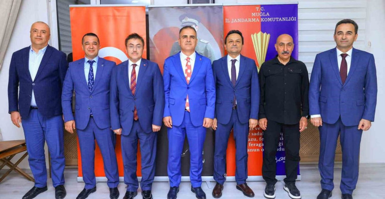 Muğla valisi akbıyık, tayini çıkan yargı mensupları için düzenlenen veda programına katıldı