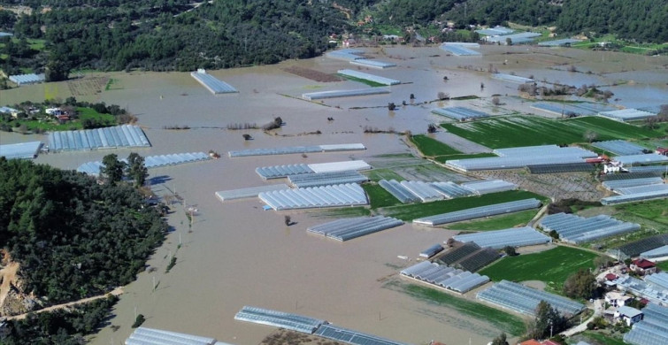 Muğla ve Antalya'da Su Baskınları Hava Görüntüleri ile Belgelendi
