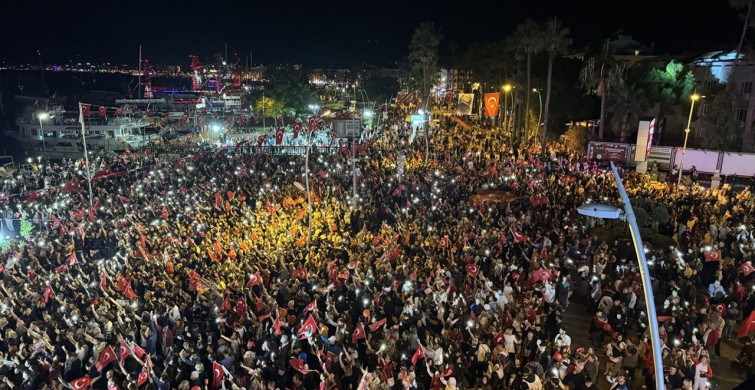 Muğla'da Cumhuriyet Bayramı Coşkusu Muğla'da Cumhuriyet Bayramı Coşkusu