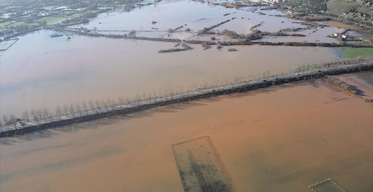 Muğla'da Sağanak Yağış Tarım Arazilerini Su Altında Bıraktı