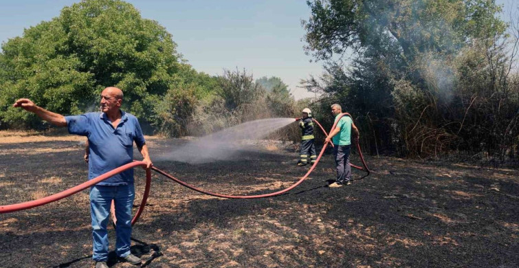 Muğla’da saman balyaları yangında yanarak kullanılamaz hale geldi