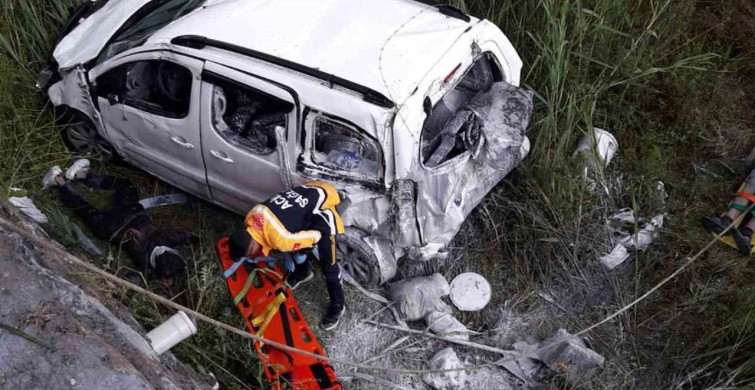 Muğla'da Trafik Kazası: Uçuruma Düşen Araçta İki Yaralı
