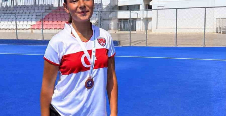 Muğlalı hokey milli oyuncu, Avrupa üçüncüsü oldu