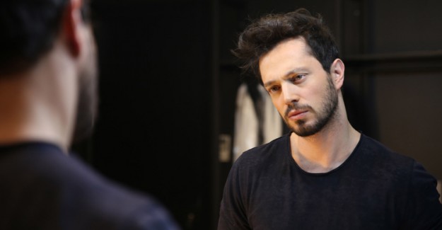 Murat Boz Burak Özçivit'e Taş Attı!