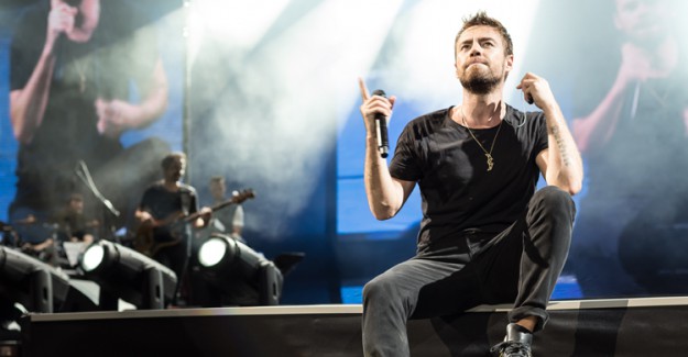 Murat Dalkılıç Yaz Konserleri İçin Çeşme'de Villa Kiraladı